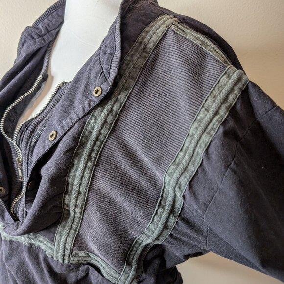 Visage Vintage Sweater - Picture 5 of 9